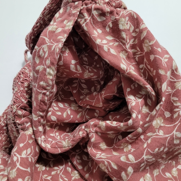 Old Navy Smocked Cami Jumpsuit - Picture 4 of 10